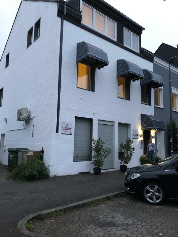 Pension Pagalies Düsseldorf Extérieur photo